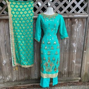 Stunning Indian Pakistani Palazzo Pant Suit